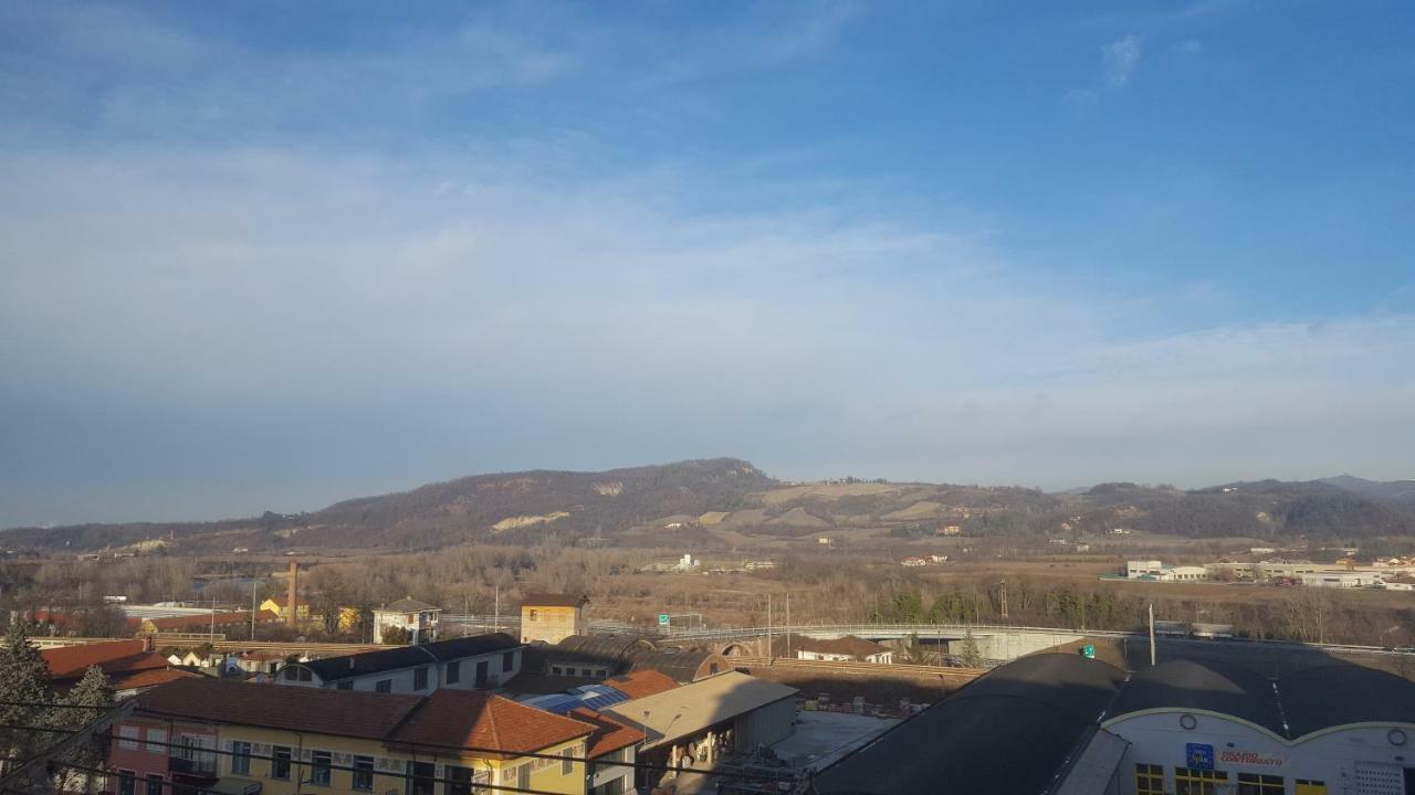 Affittacamere Serravalle Shopping Серравалле-Скривия Экстерьер фото